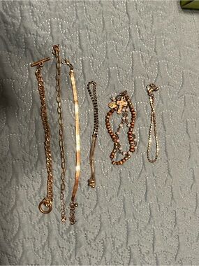 Set of 6 bracelets Gold-Tone Women's Bracelet Set - Mixed Styles